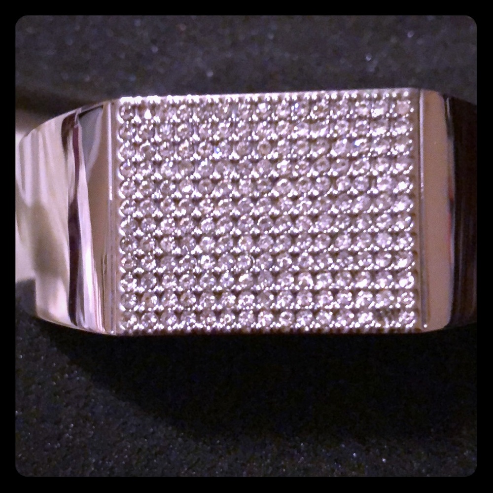 Lia Sophia “Dynasty” bracelet